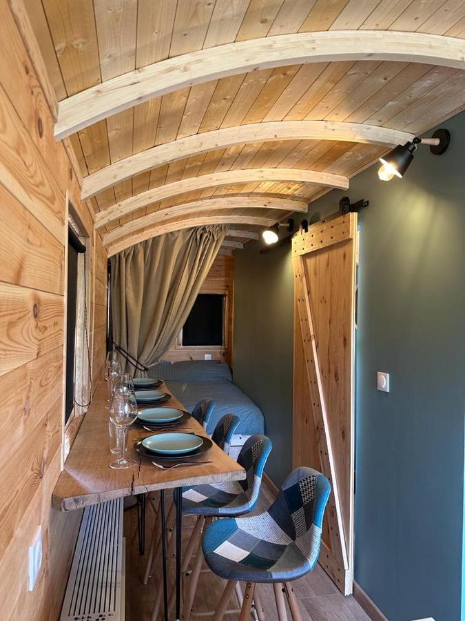 La Roulotte De Lois & Clara Luxury tent Arc-en-Barrois
